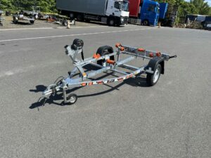 Thomas Trailers BT-500L Bootsanhänger für Boote bis 4,2 m