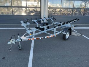 Thomas Trailers BT-500L Schlauchbootanhänger