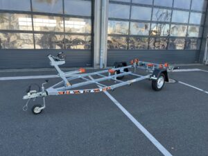 Thomas Trailers BT-750L Bootsanhänger für Boote bis 5,3 m