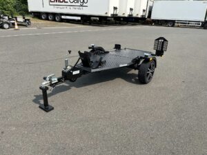 Lorries MT-1 Black Edition 750 kg Motorradanhänger