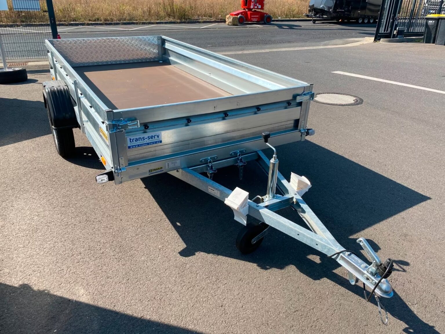 zaslaw 300 su trailis 06
