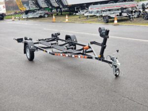 Thomas Trailers BT-750 L / 520-BLX für Boote bis 5,2m - BLACK EDITION