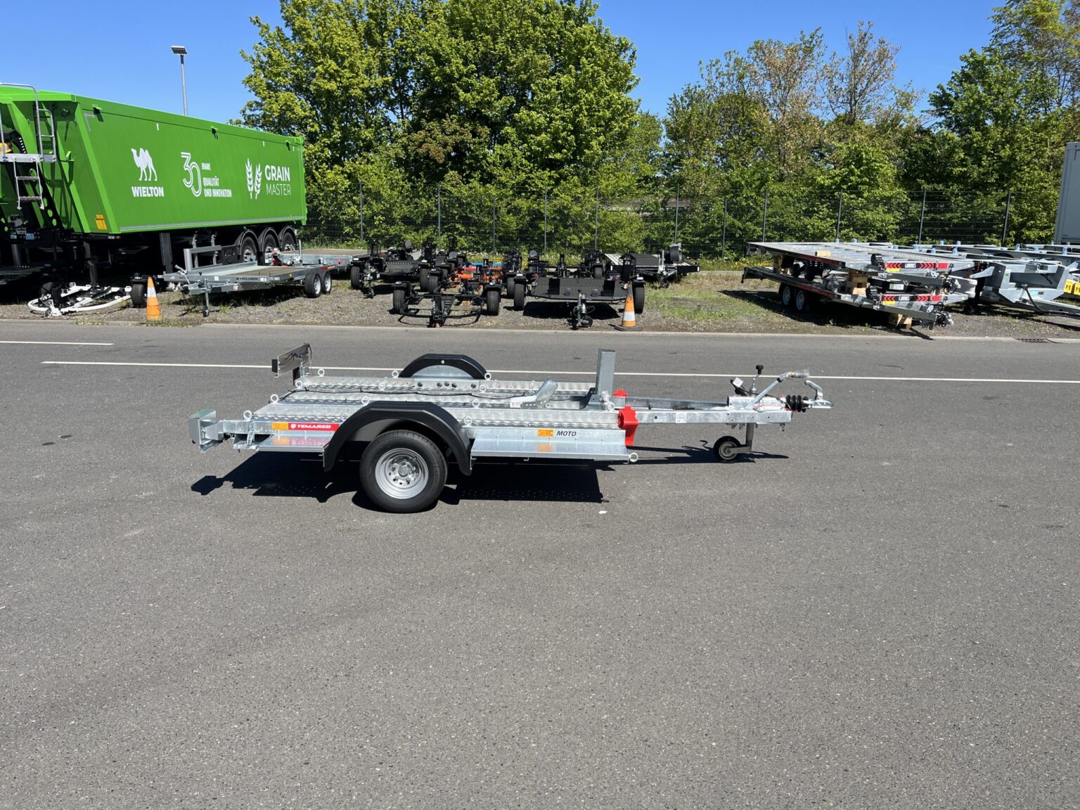 IMG 2001